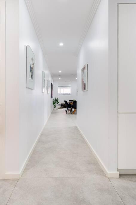 Neat 4 Bedroom In Catherine Fields Narellan Luaran gambar